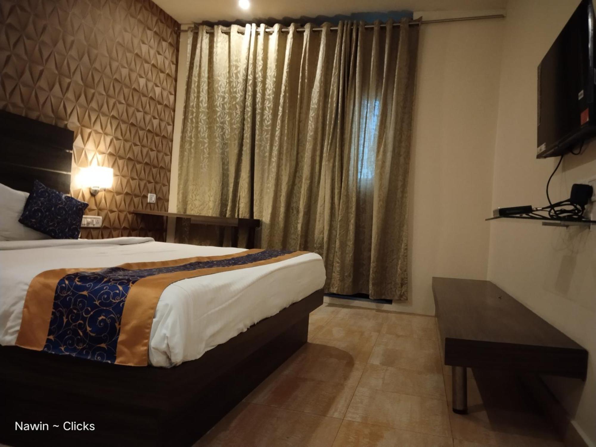 Redfox Hotel- Aminjikarai Ченнаи Экстерьер фото